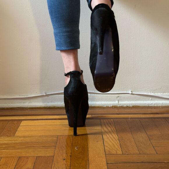 London Trash Candy Black Fur High Heel Platofrms 11us - Picture 5 of 6